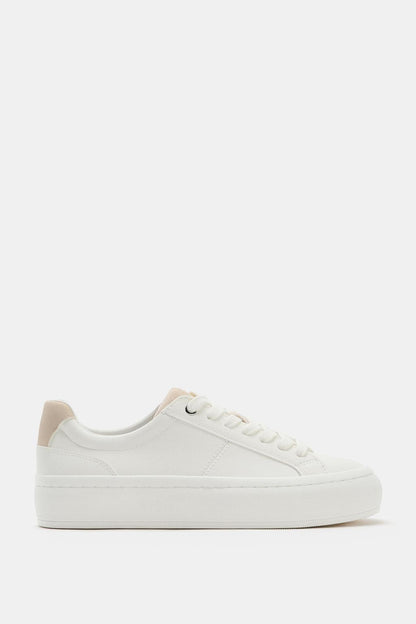 TRAINERS WITH HEEL DETAIL