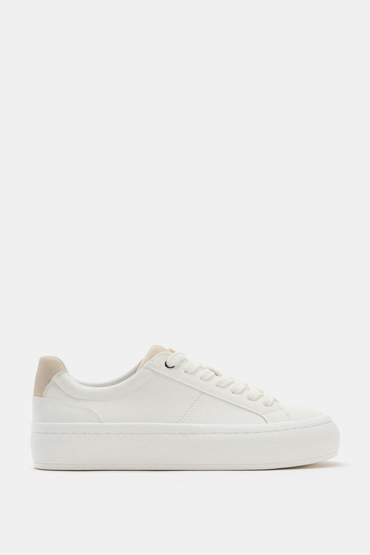 TRAINERS WITH HEEL DETAIL