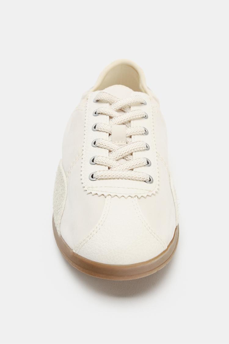 COMBINATION TRAINERS