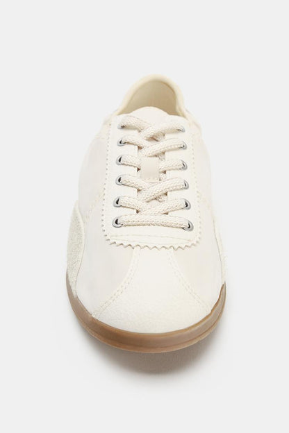COMBINATION TRAINERS